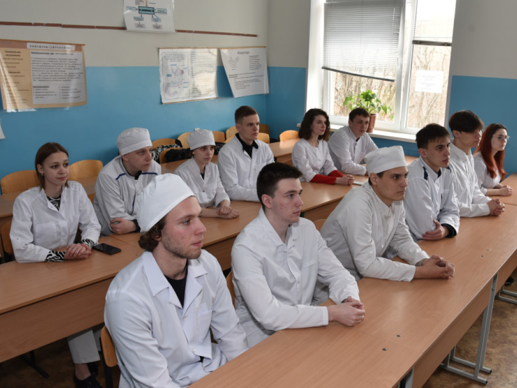 Науково-педагогічні працівники вітають переможців та учасників олімпіади