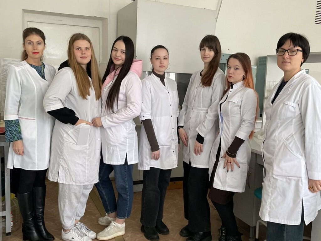 Ознайомлення здобувачів освіти з науковою лабораторією кафедри