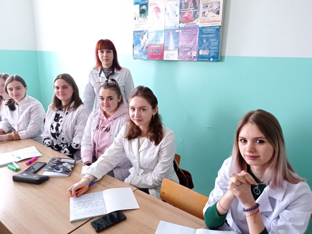 «Стоп, булінг!»: студенти обговорюють