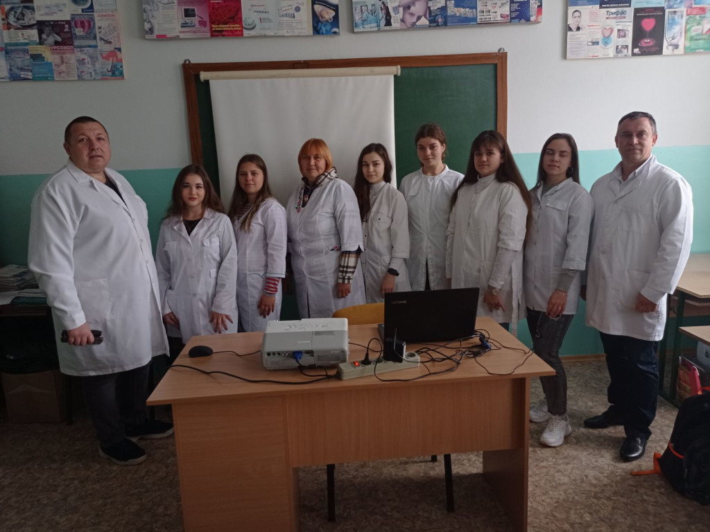 До Дня фармацевтичного працівника