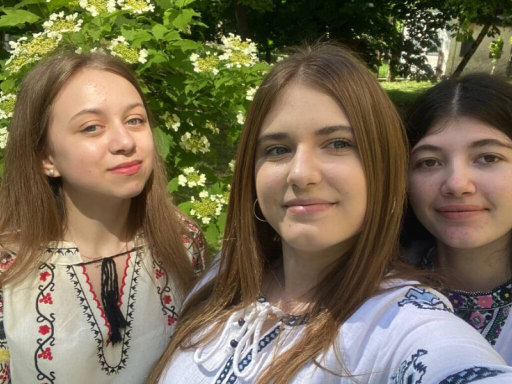 До Всесвітнього дня вишиванки