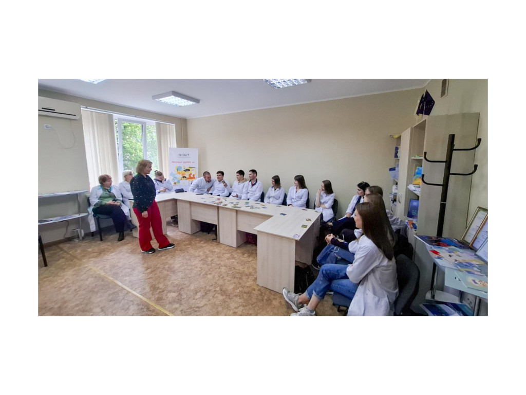 У межах Місяця обізнаності про ментальне здоров’я та кампанії «Сенсотека “Ти як?”» проведений психологічний тренінг "Залишайся в ресурсі"